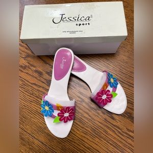 Jessica Sport Sandal - Vintage  Flowers Never Worn  in Fuchsia 9M